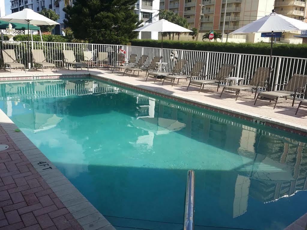 Shores Terrace Pompano Beach Exteriör bild